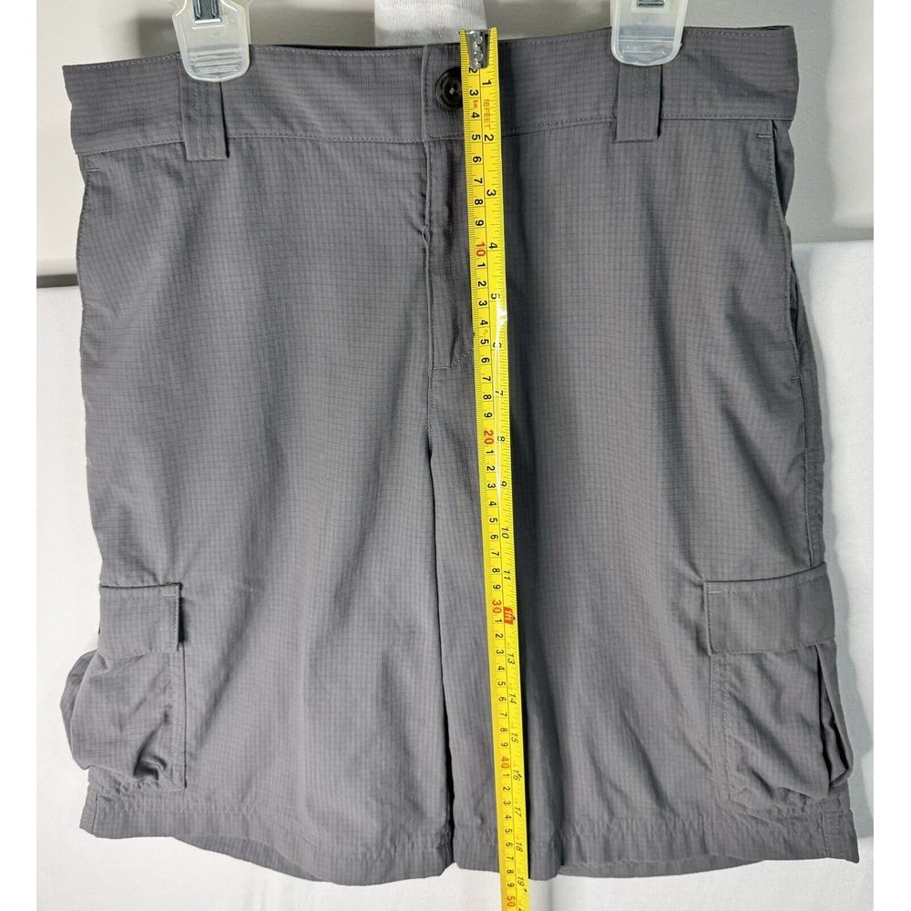 Under Armour Shorts Boys L Gray Lightweight Cargo Youth Golf Performance - Picture 3 of 6
